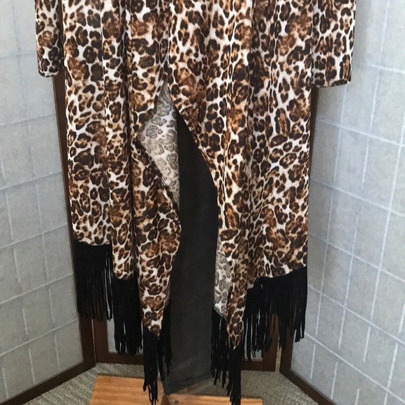 Cheetah Jacket/sweater - Picture 2 of 5